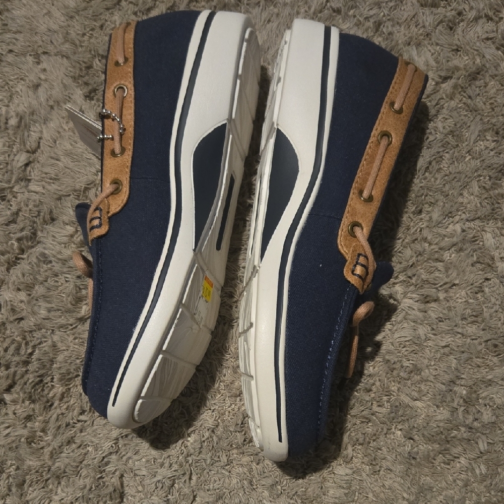 SKECHERS ArchFit Shoreline Boat Shoes - Picture 7 of 11
